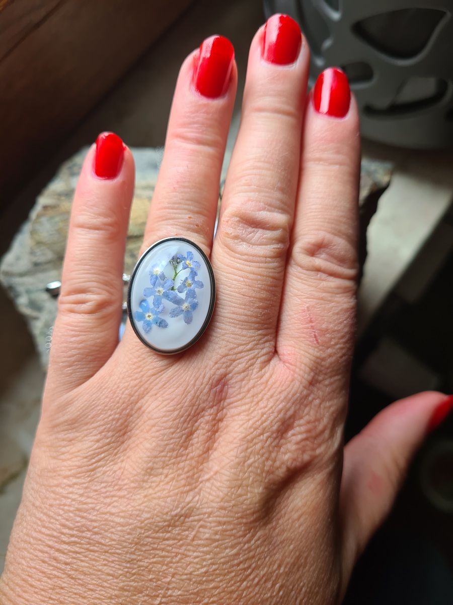 Zestaw biżuterii z kwiatem niezapominajki - obrazek 6